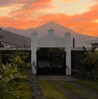 Casita Con Vistas Al Mar Y Sunsets En Finca Canaria La Matanza De Acentejo 0*,  Spain